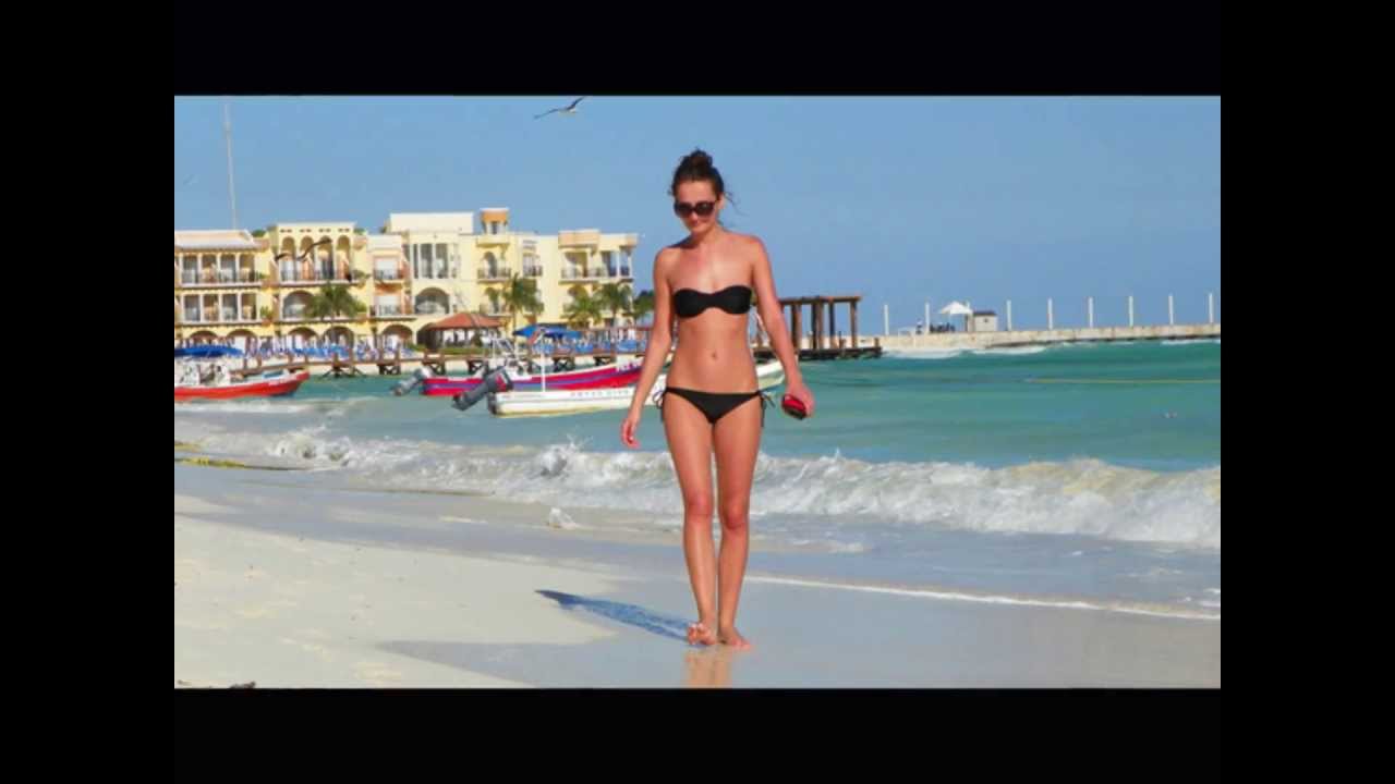  Girls in Playa del Carmen, Quintana Roo